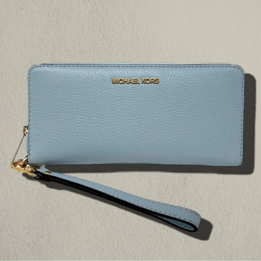 MICHAEL KORS VISTA BLUE JET SET TRAVEL CONTINENTAL WRSITLET WALLET